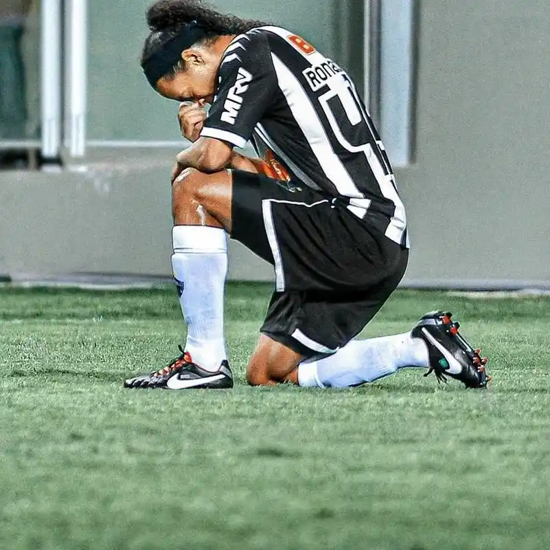 逐渐在意大 逐渐在意大