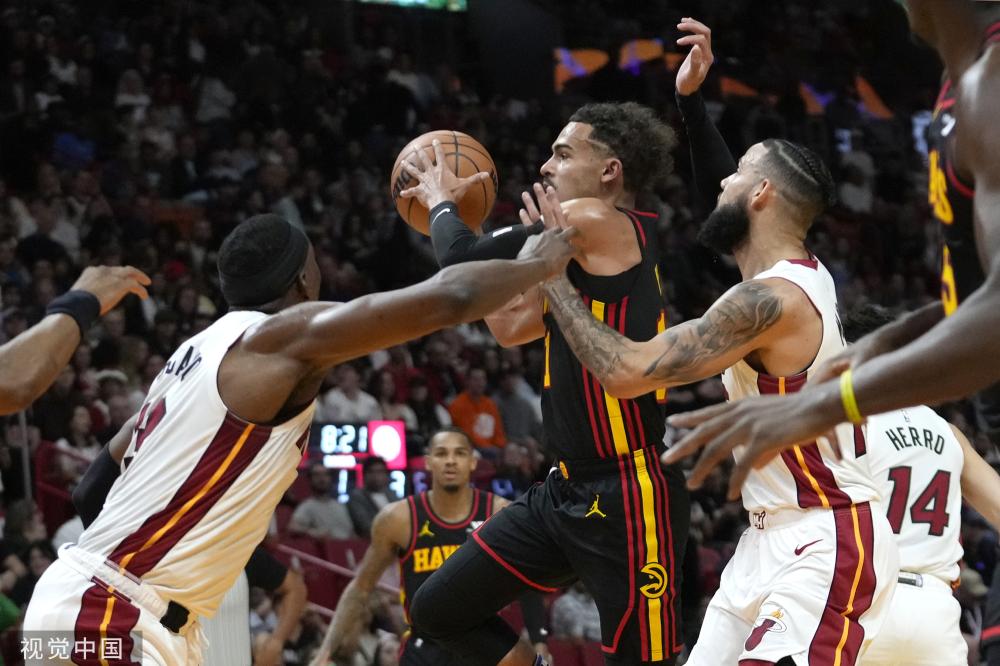 示出无与伦 示出无与伦